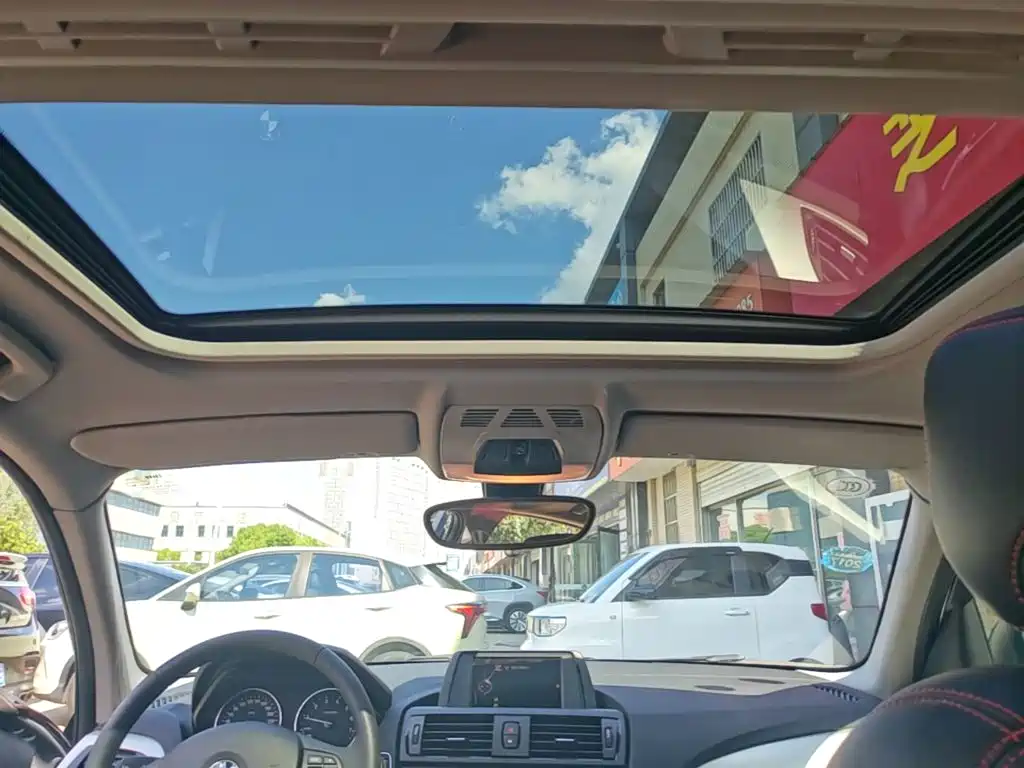 BMW 1 Series (Import) — миниатюра 18