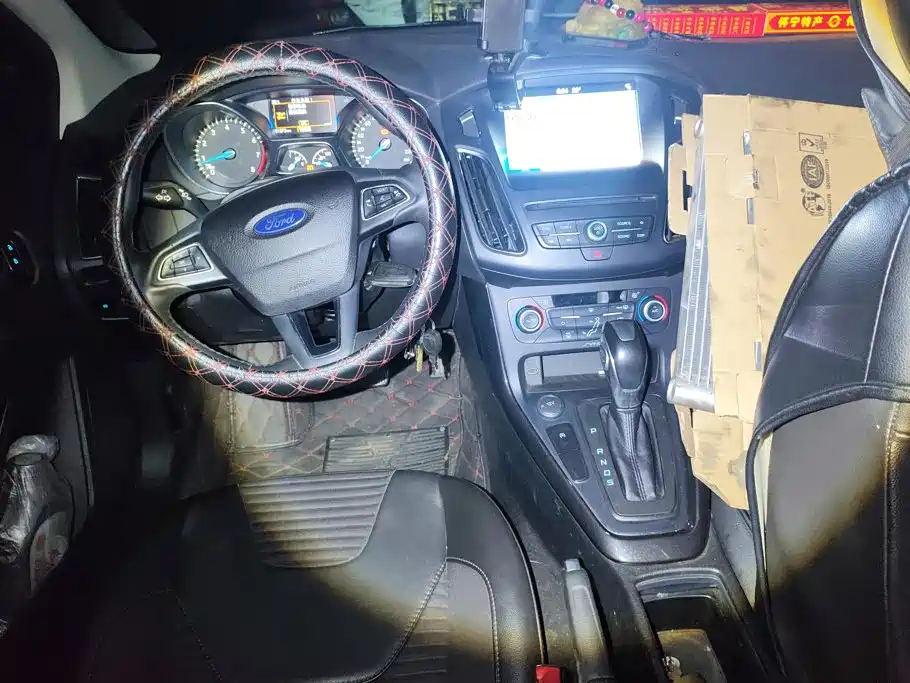 Ford Focus — миниатюра 16