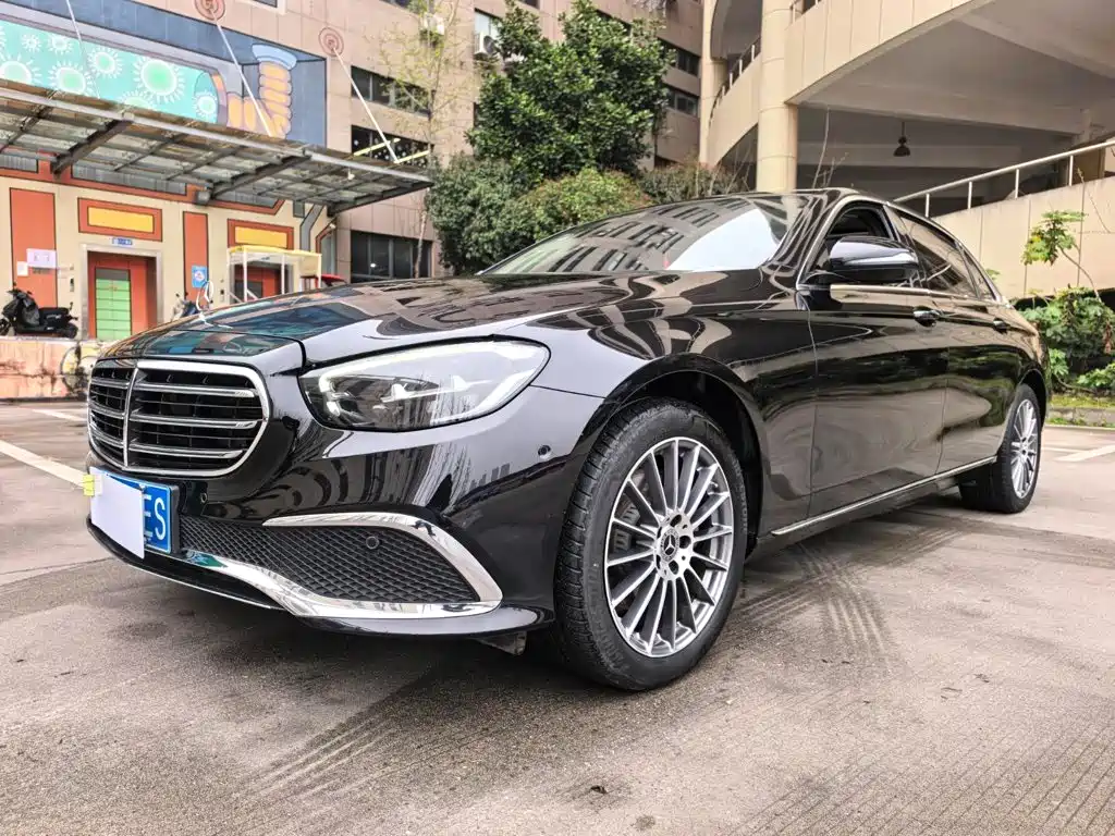 Mercedes-Benz E-Class — миниатюра 4
