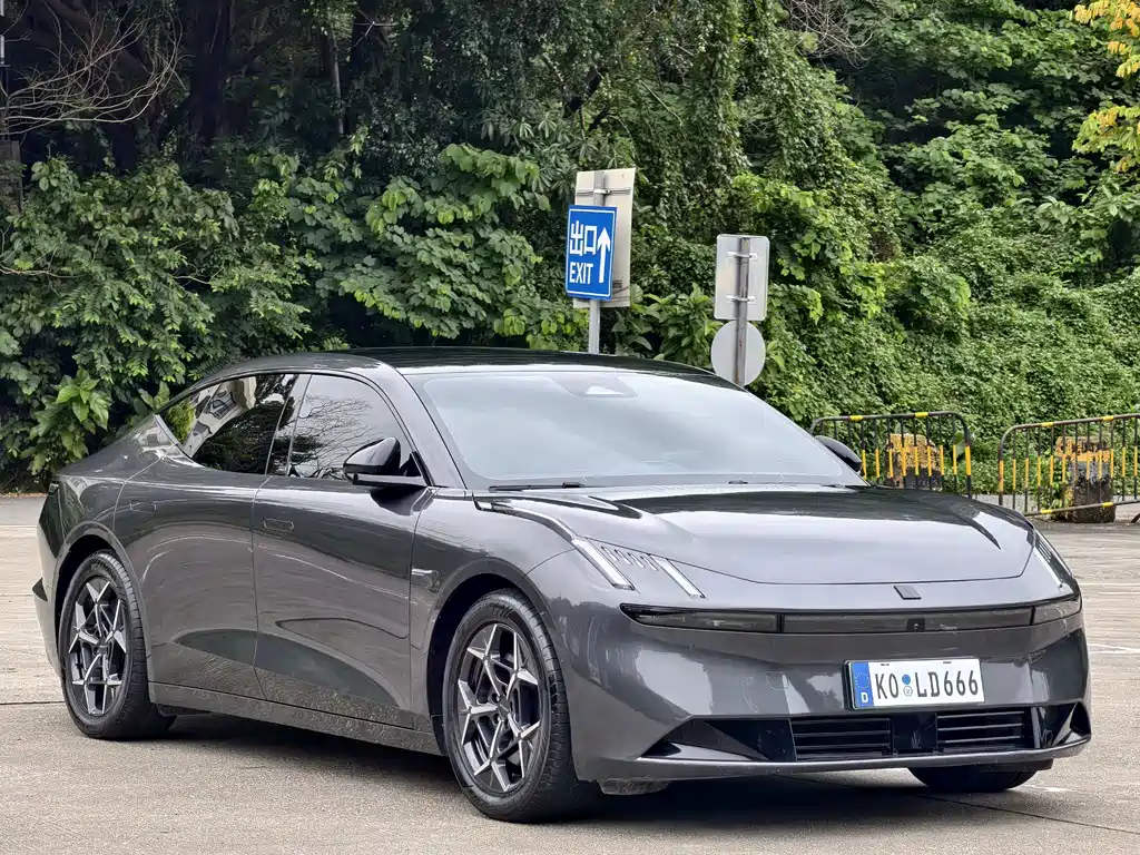 Lynk & Co Z10 — миниатюра 12