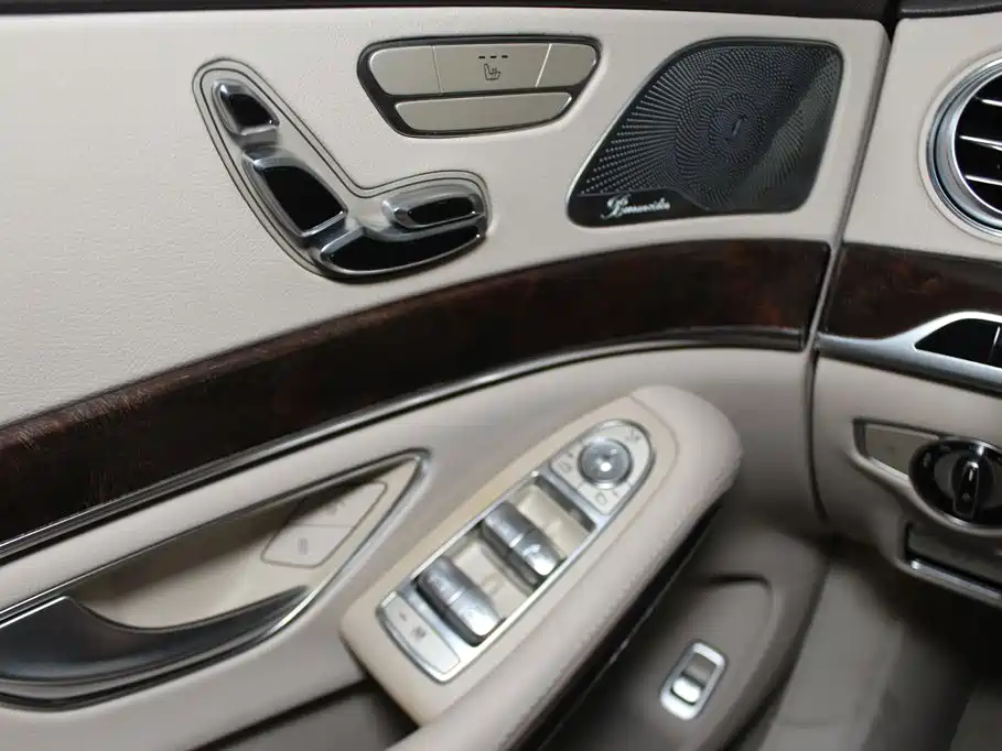 Mercedes-Benz S-Class — миниатюра 14