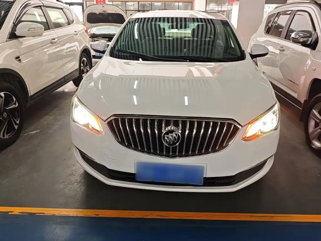 Buick Excelle — миниатюра 3