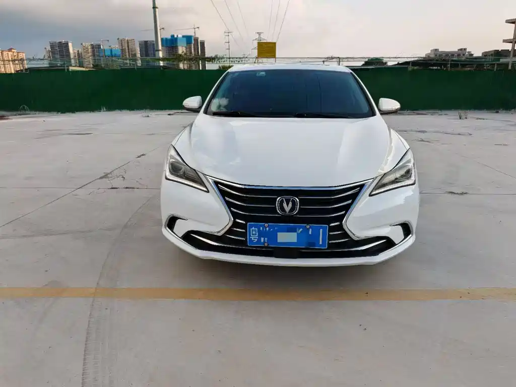 Changan Eado — миниатюра 3