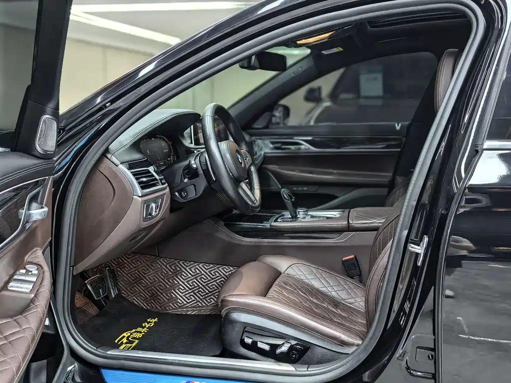 BMW 7 Series 7 2019 740Li Lead M Sport