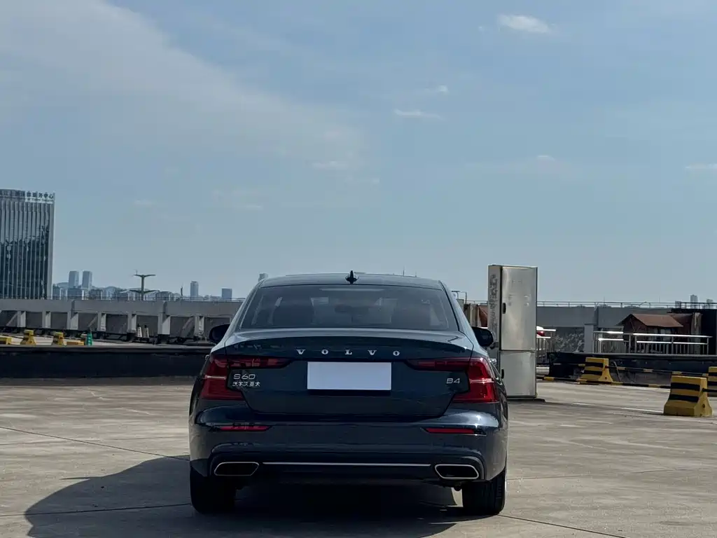 Volvo S60 — миниатюра 5