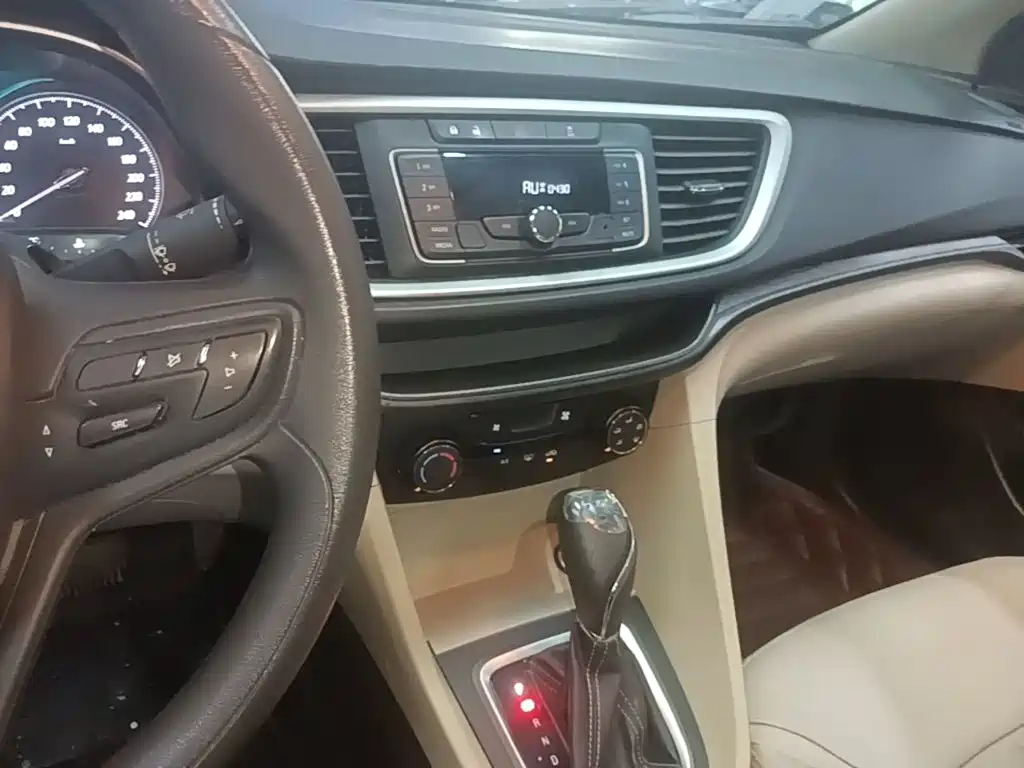 Buick Excelle — миниатюра 13