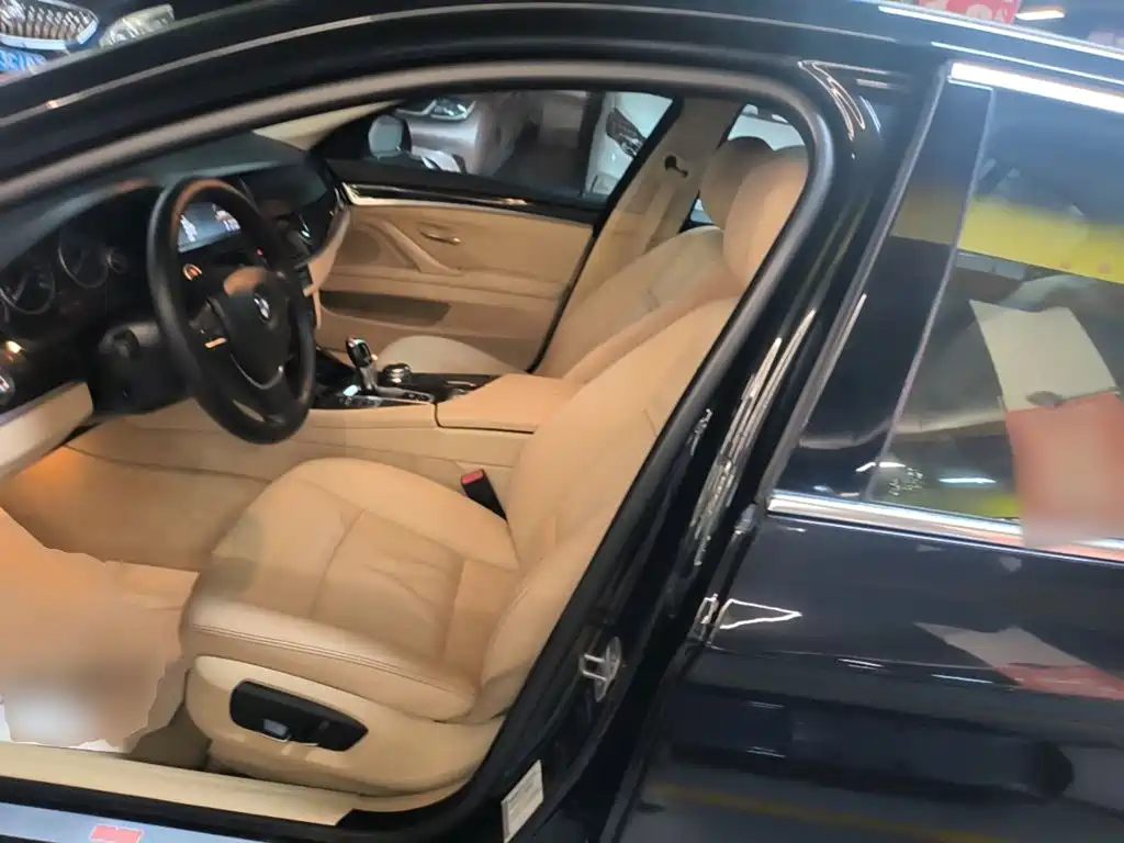 BMW 5 Series — миниатюра 15