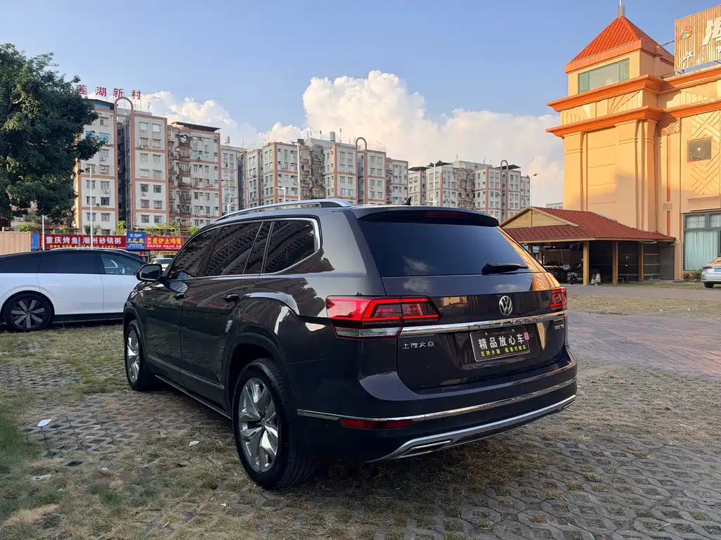Volkswagen Teramont — миниатюра 4