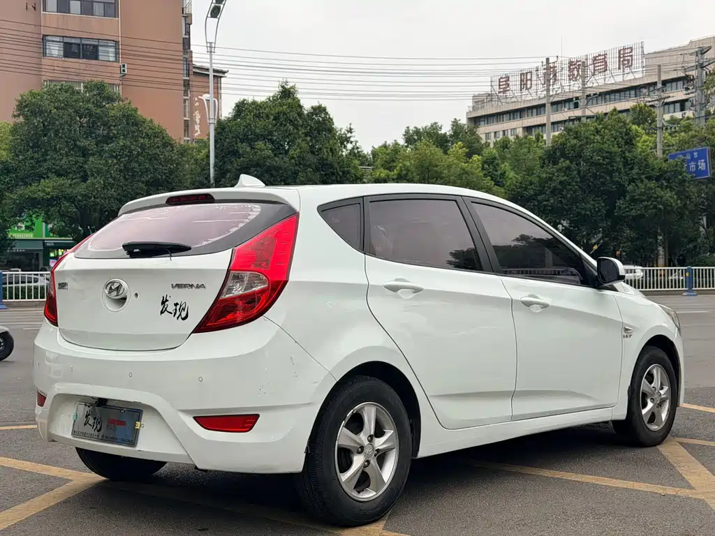 Hyundai Ruiyi — миниатюра 9