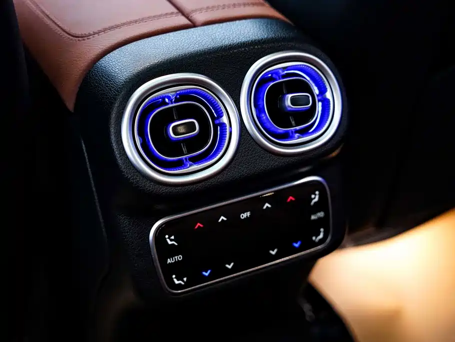Mercedes-Benz GLC — миниатюра 22