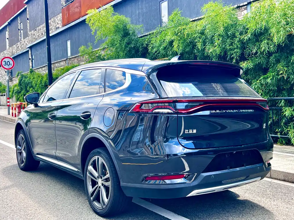 BYD Tang — миниатюра 8