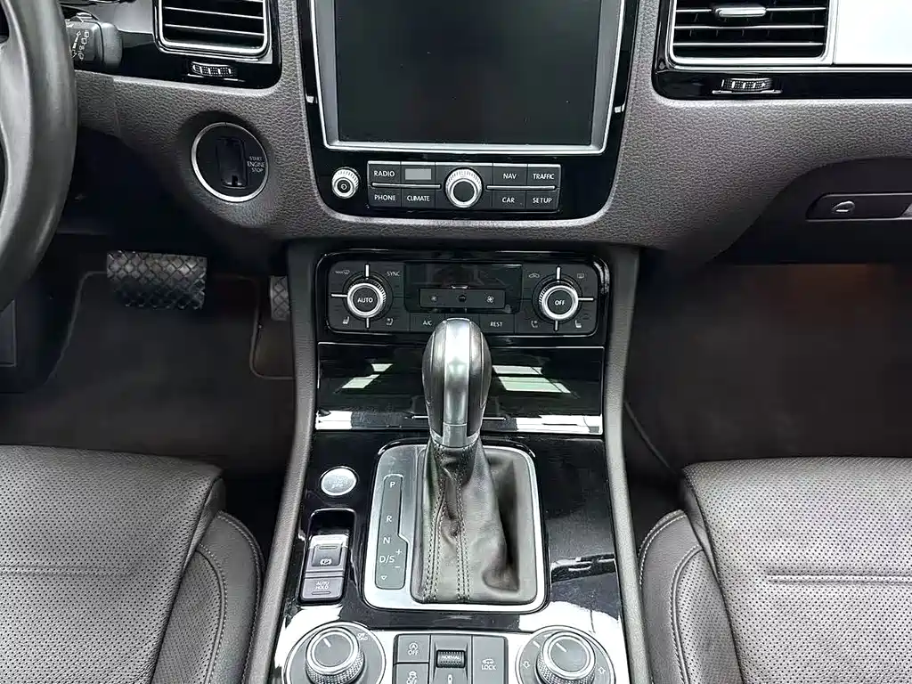 Volkswagen Touareg — миниатюра 8