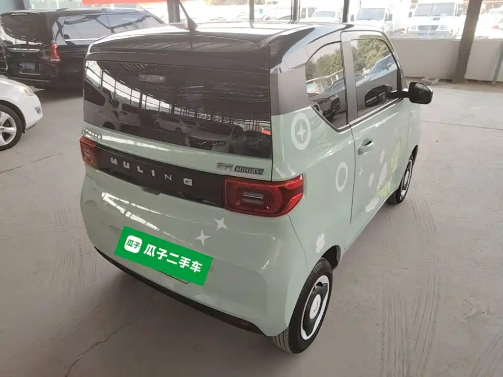 Wuling MINIEV — миниатюра 7