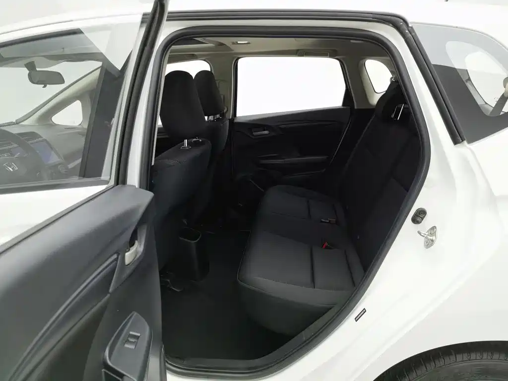 Honda Fit — миниатюра 15