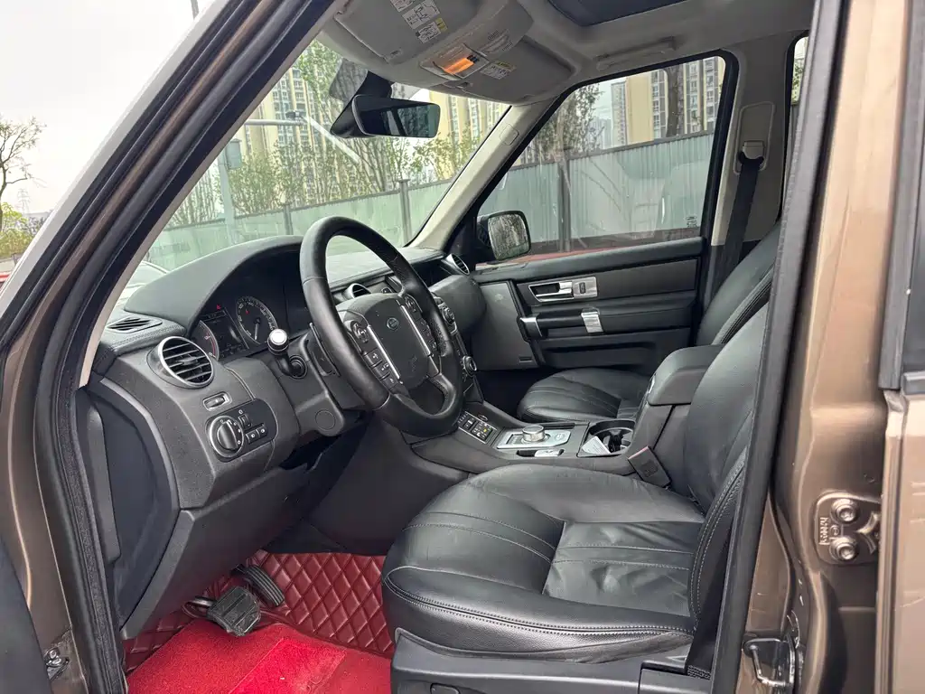 Land Rover Discovery — миниатюра 7