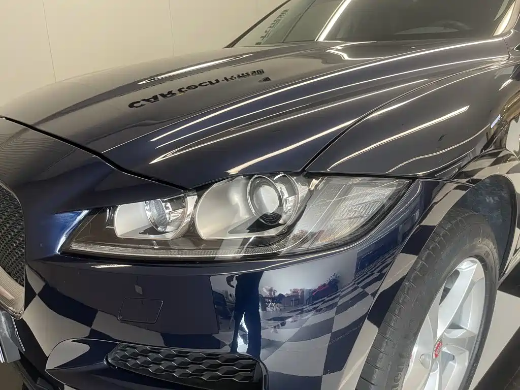 Jaguar F-PACE — миниатюра 9