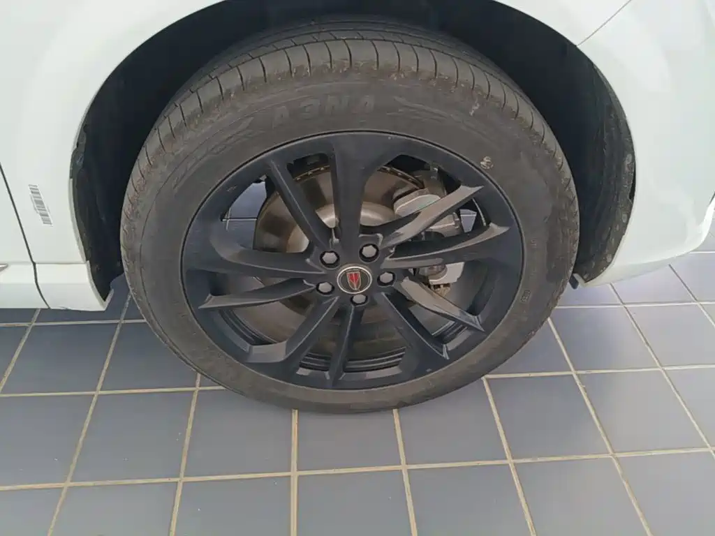 Hongqi Hongqi HS3 PHEV — миниатюра 12