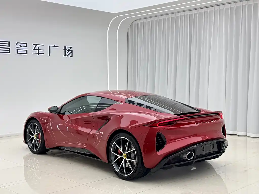 Lotus Emira 2.0T DCT Turbo SE, фото 7