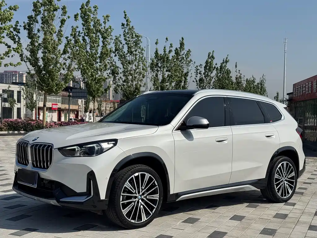 BMW X1 2023