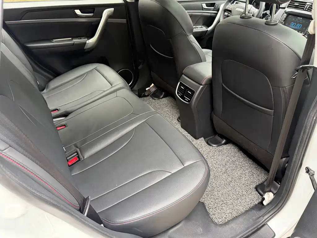 Haval M6 — миниатюра 15