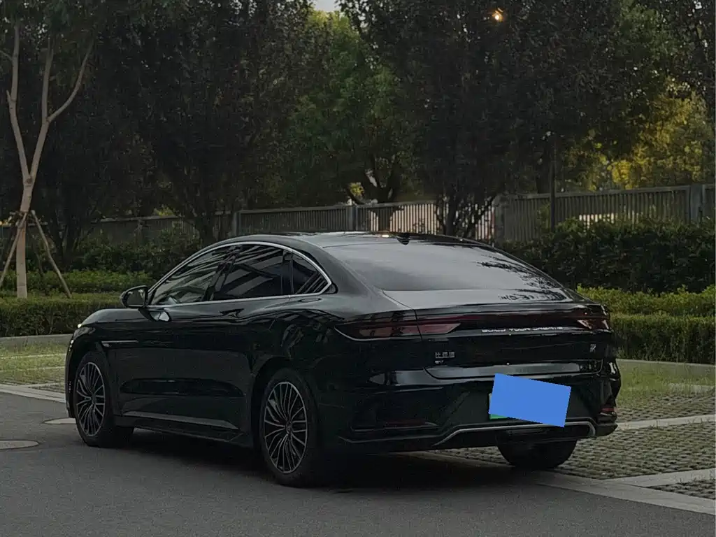 BYD Han — миниатюра 5