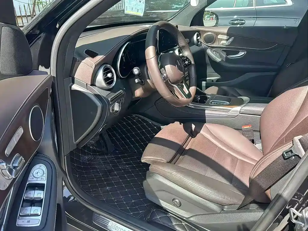 Mercedes-Benz GLC — миниатюра 2