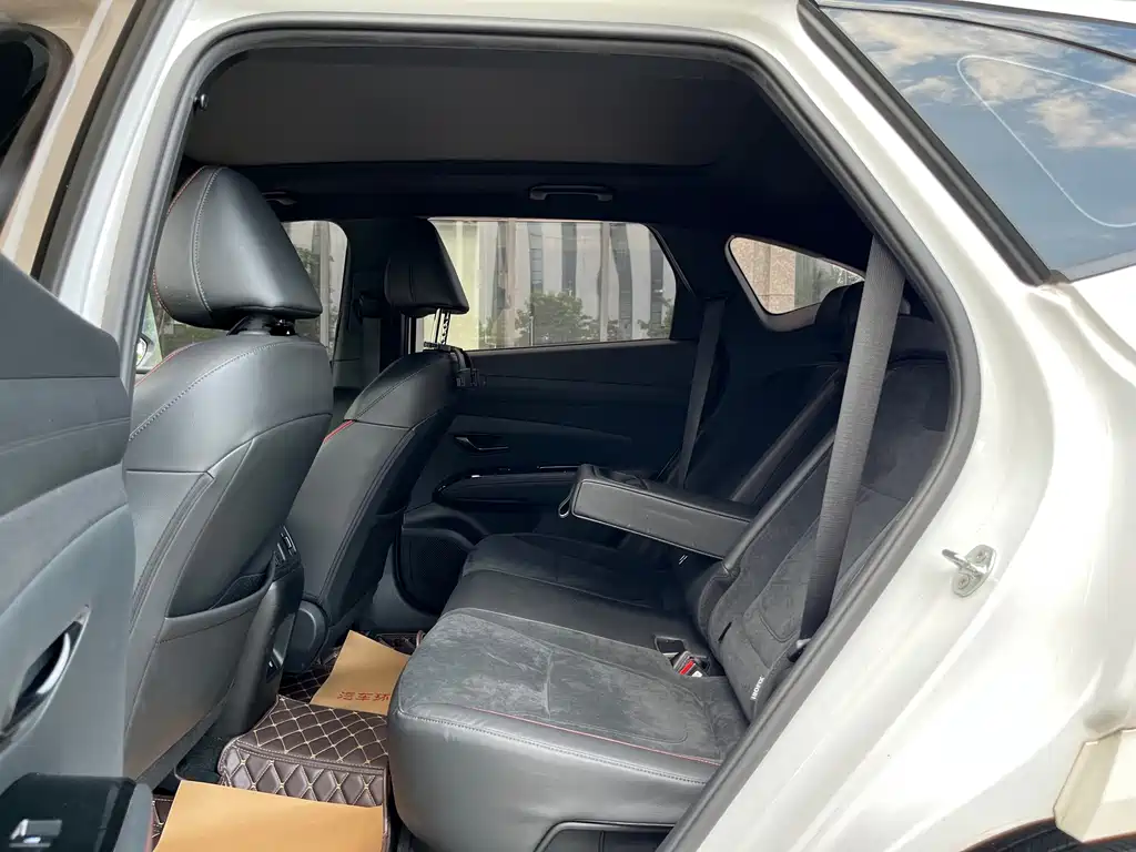 Hyundai Tucson — миниатюра 9