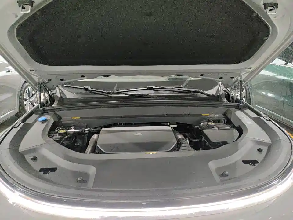 Li Auto Li L9 — миниатюра 13