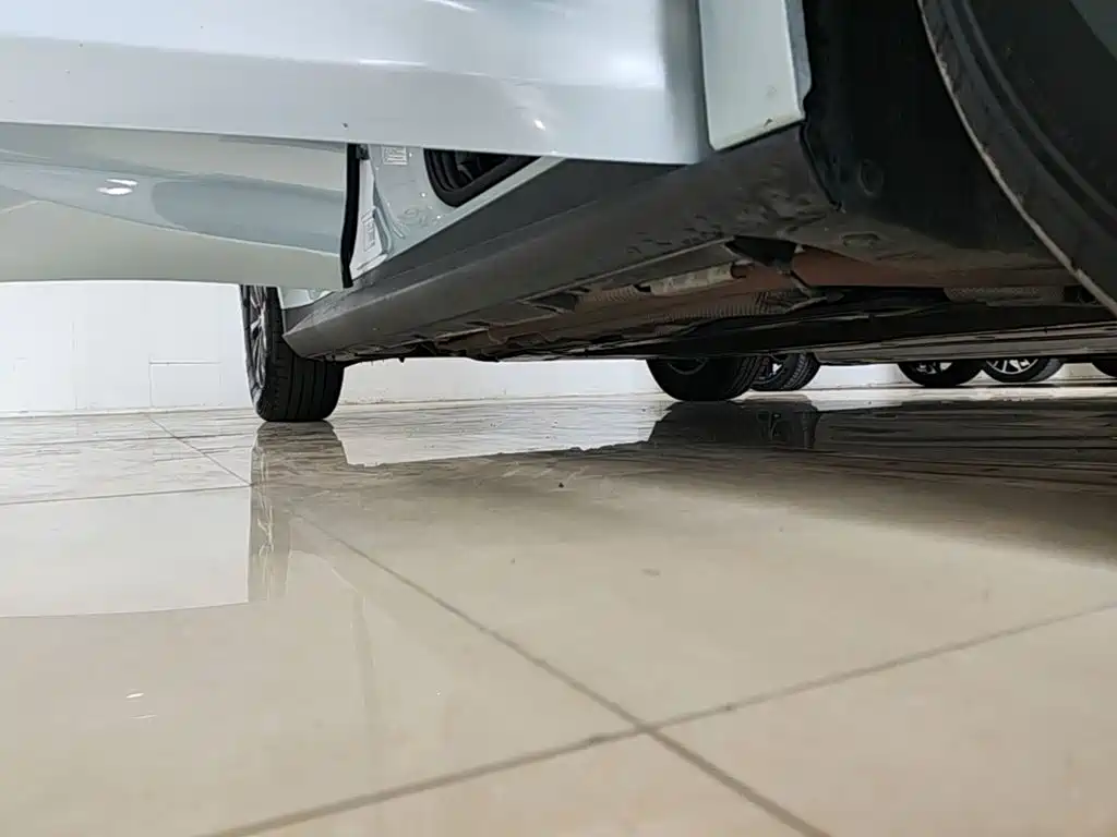BYD Qin L — миниатюра 21