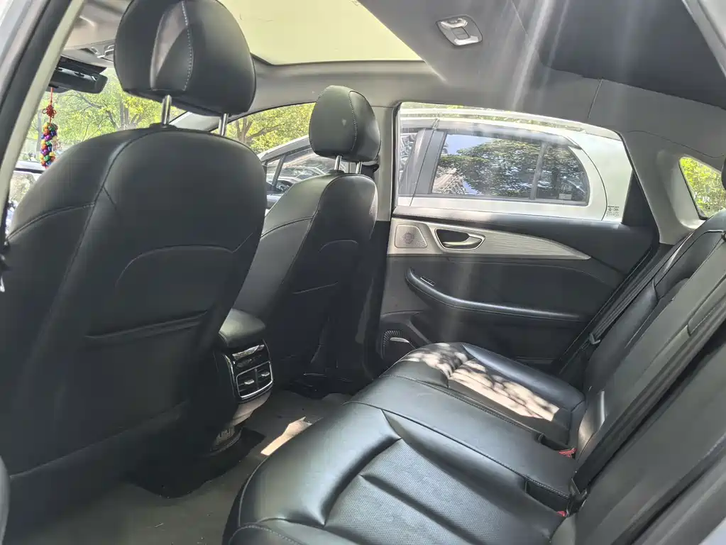 Roewe Feifan ER6 — миниатюра 5