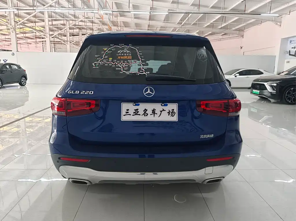 Mercedes-Benz GLB — миниатюра 8