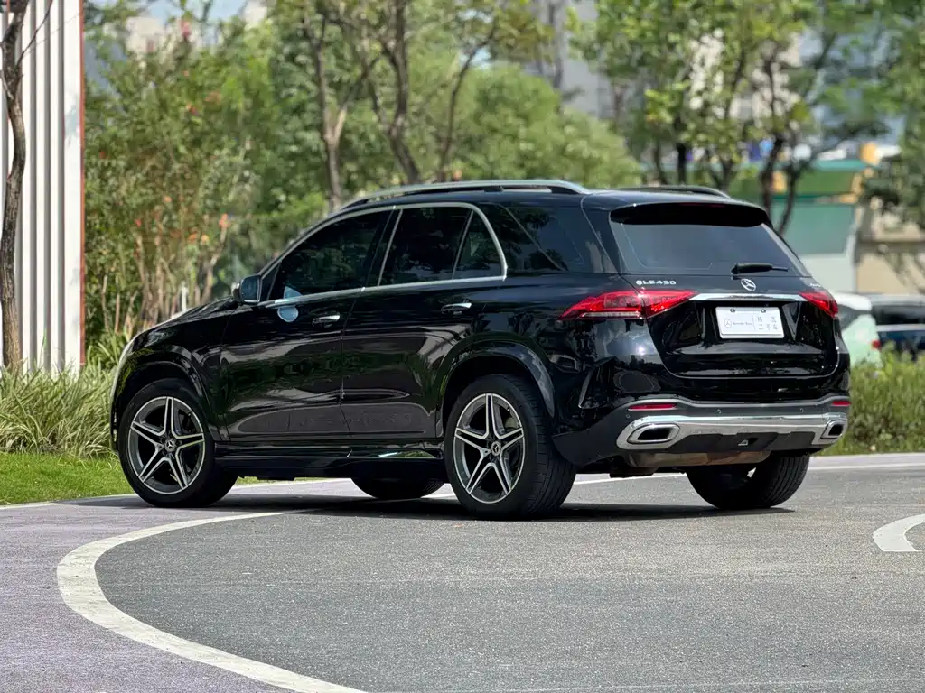 Mercedes-Benz GLE (Import) — миниатюра 4