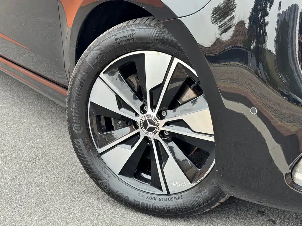 MERCEDES-BENZ V CLASS