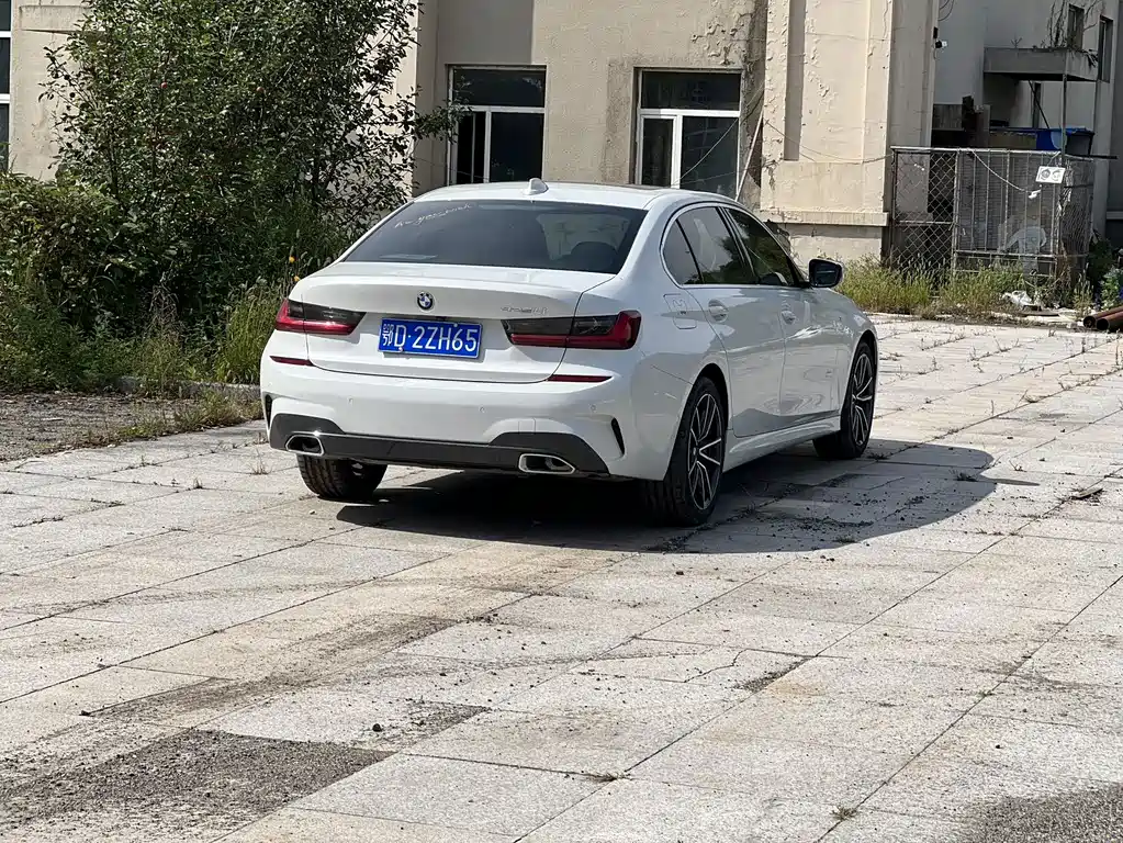 BMW 3 Series — миниатюра 4
