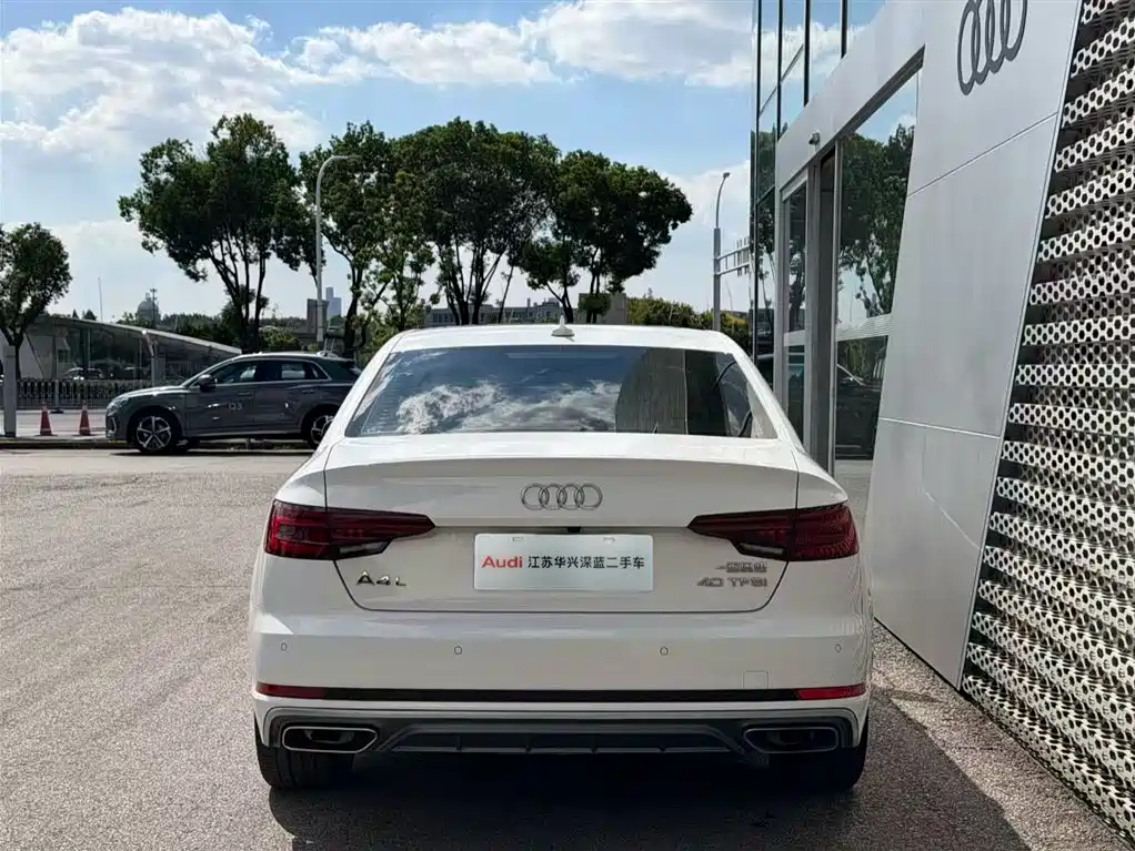 Audi A4L — миниатюра 4