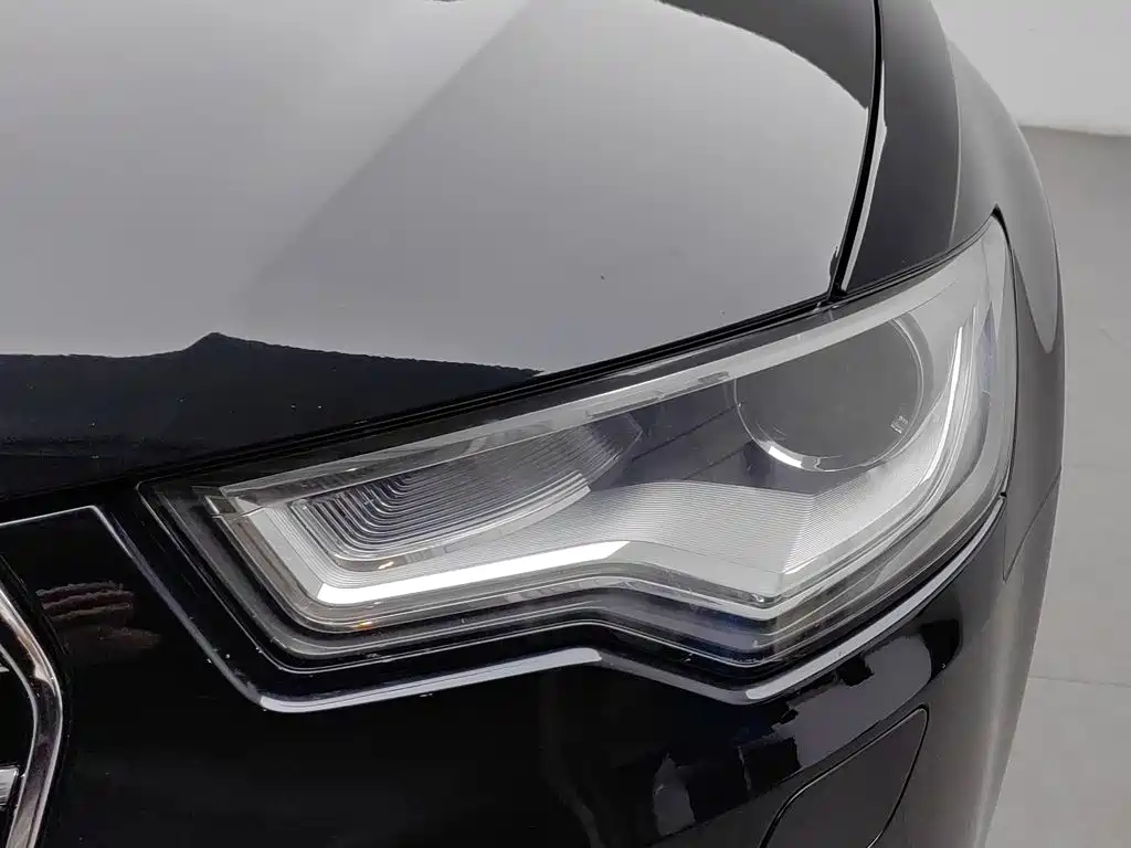 Audi A6L — миниатюра 7