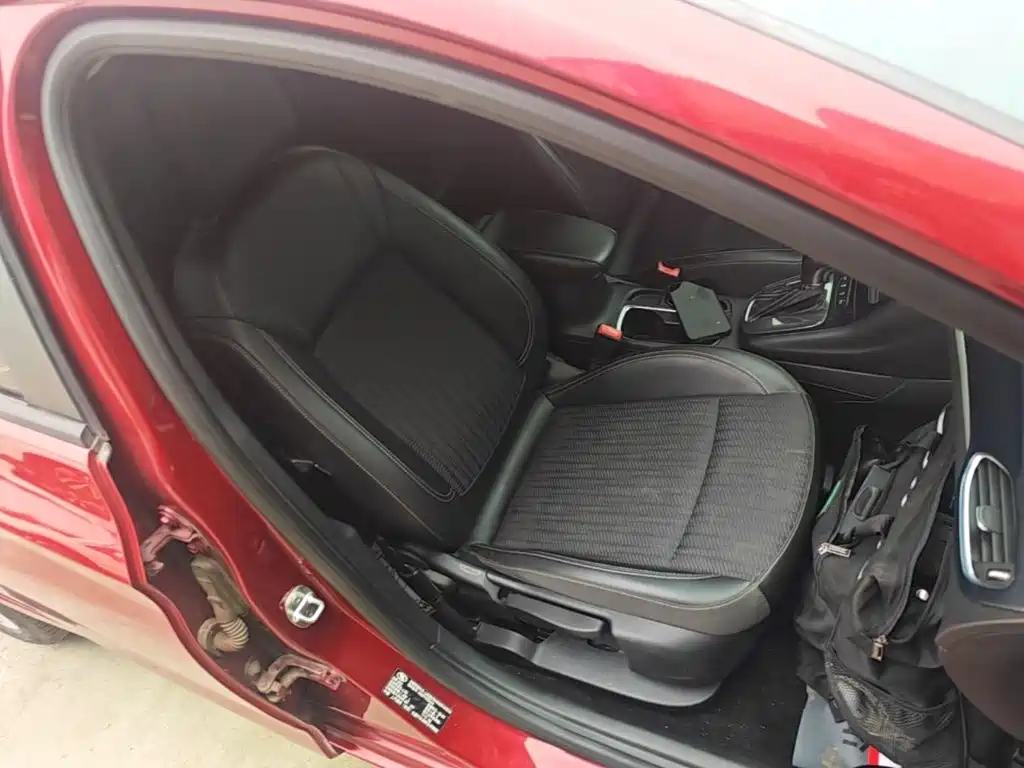 Buick Verano — миниатюра 20