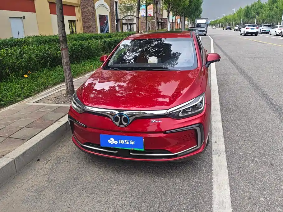 BAIC EU5 — миниатюра 2