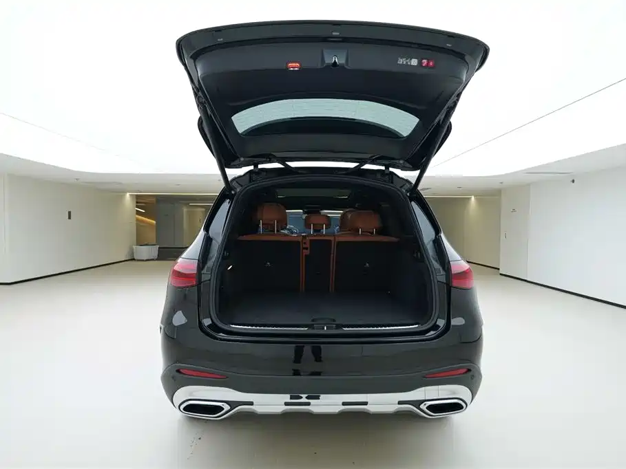 Mercedes-Benz GLC 2025 GLC 300 L 4MATIC 5 мест