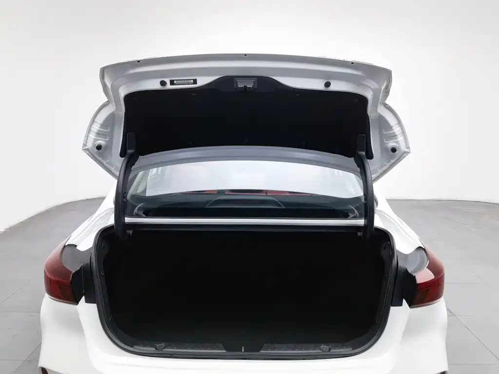 Changan Eado — миниатюра 16