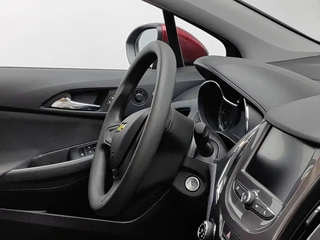 Chevrolet Cruze — миниатюра 22