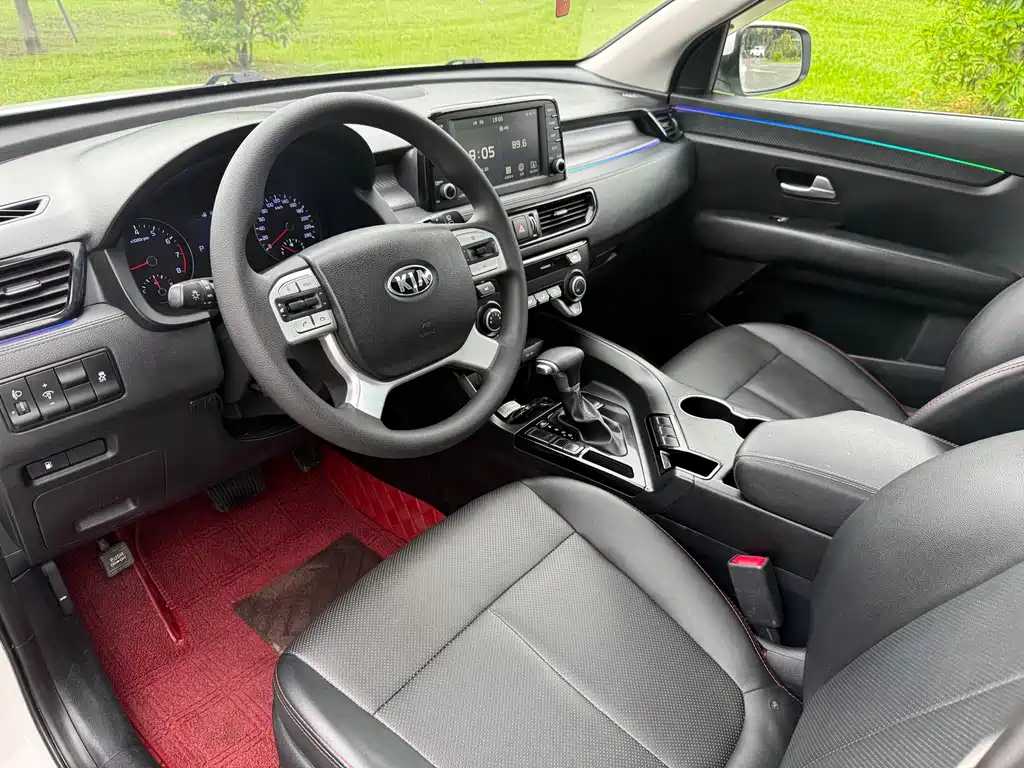 Kia KX7 2017 2.0L AT GL 5 мест