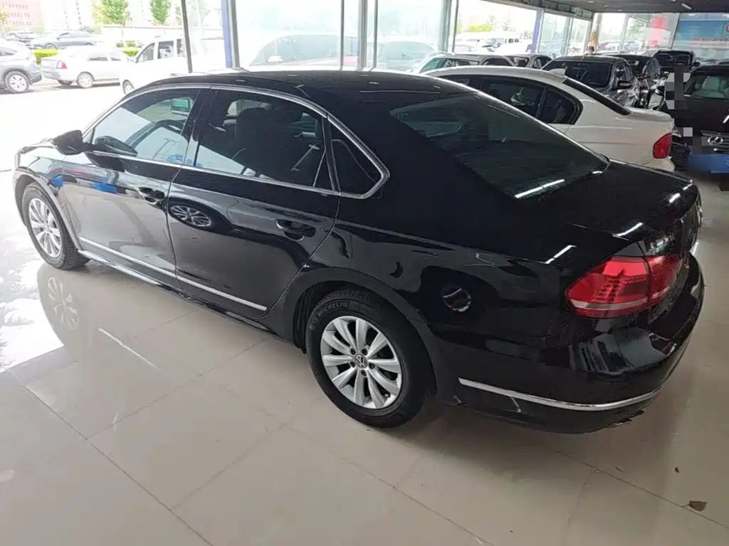 Volkswagen Passat 2013 1.8TSI DSG