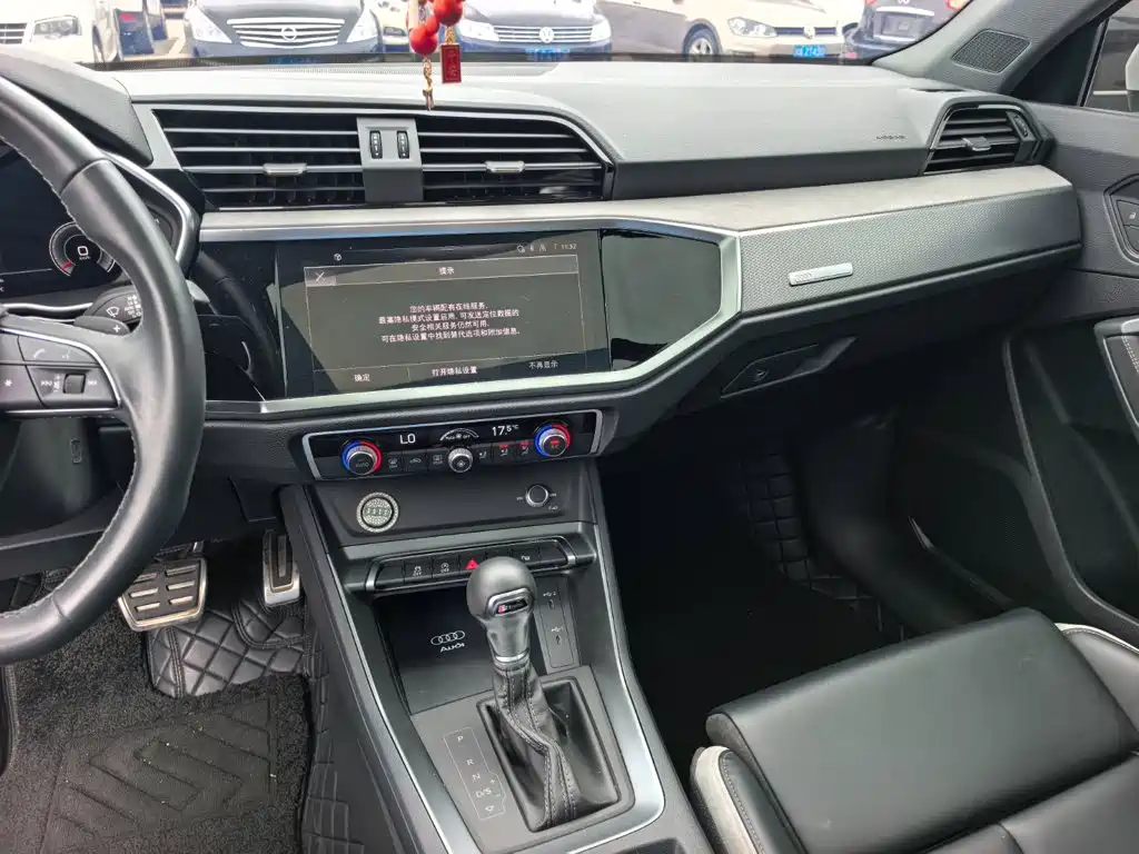 Audi Q3 — миниатюра 13