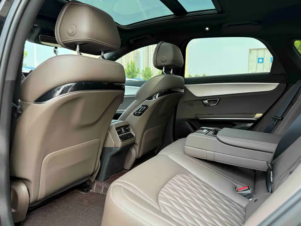BYD Han — миниатюра 8