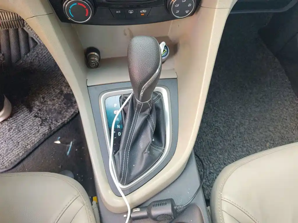 Buick Excelle — миниатюра 15