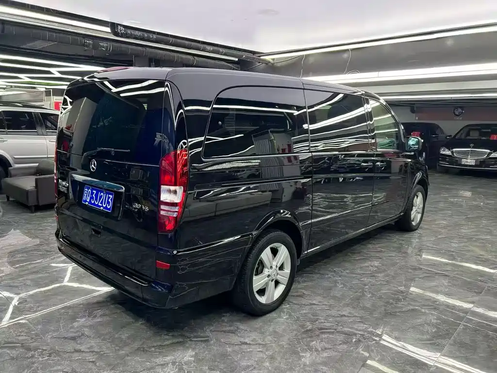 Mercedes-Benz Viano — миниатюра 9