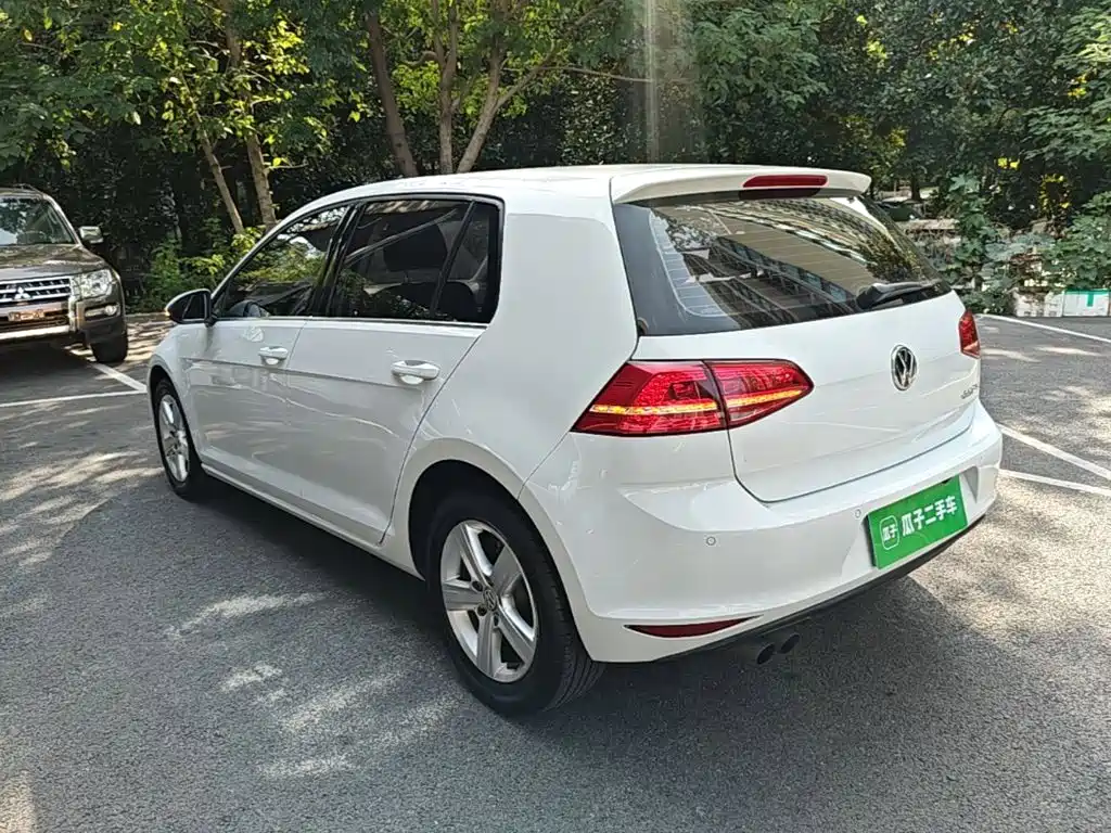 Volkswagen Golf — миниатюра 5