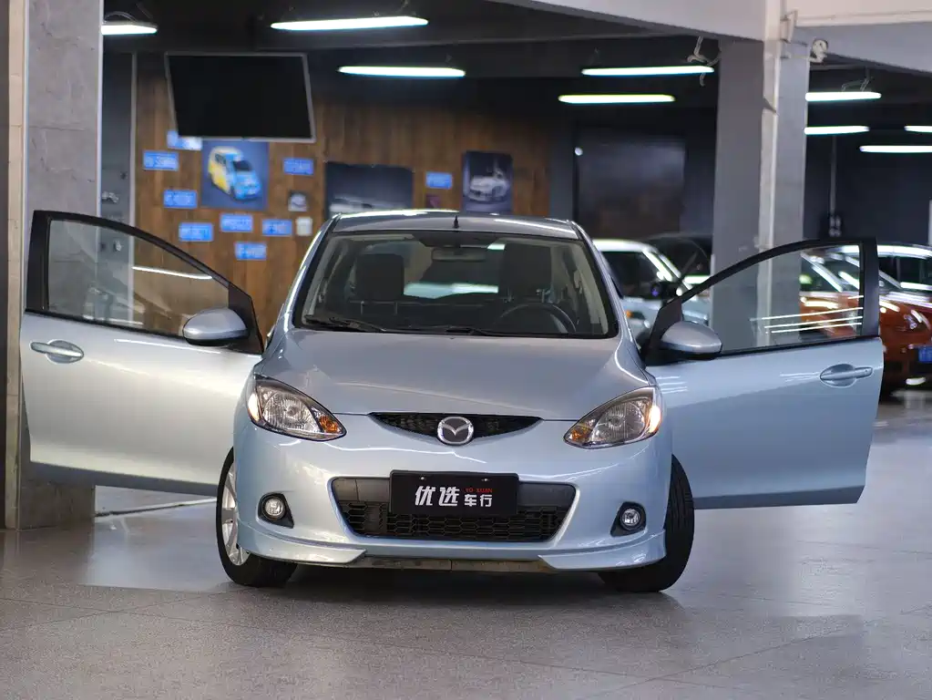 Mazda 2 Dazzle Dynamic 1.5L Auto Luxury Edition, фото 11