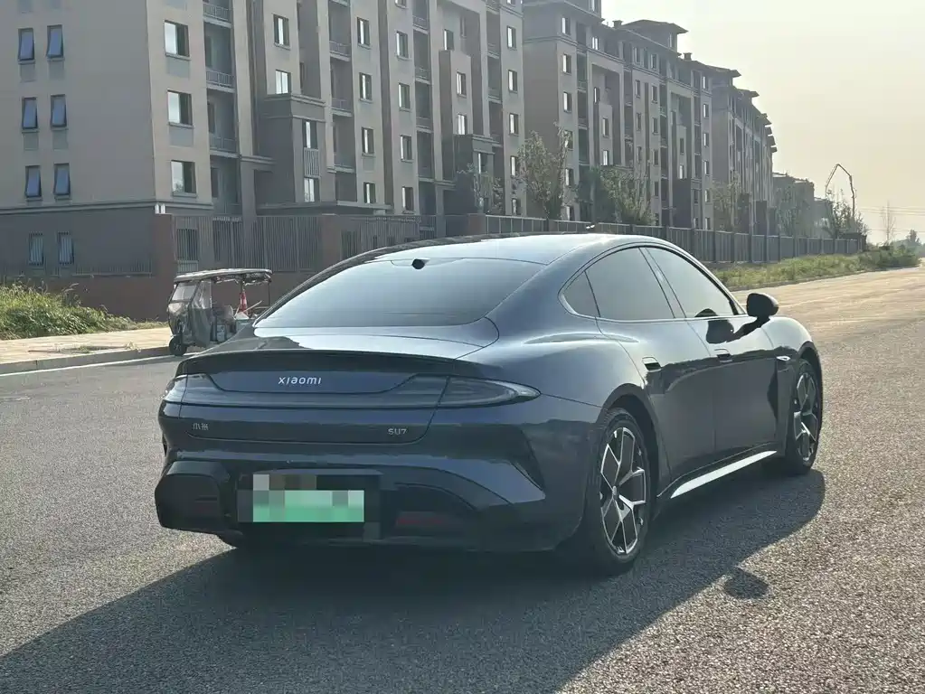 Xiaomi SU7 — миниатюра 6